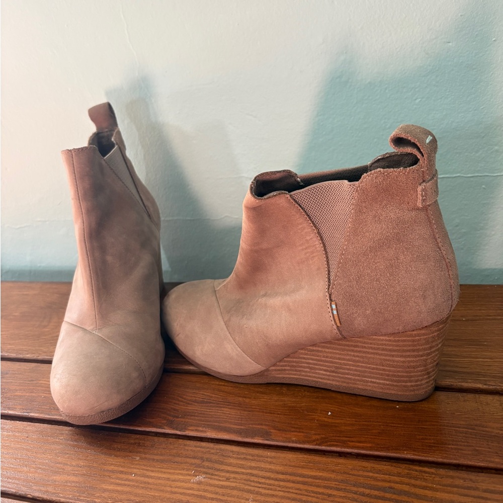 Toms Brown Ankle Booties